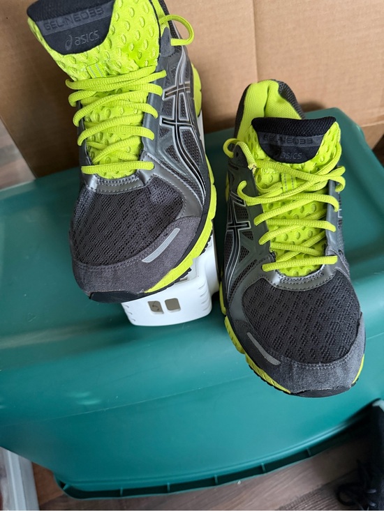 Asics Other - Asics Men's 9.5 Grey & Neon Yellow Gel-Running Sneakers T222N